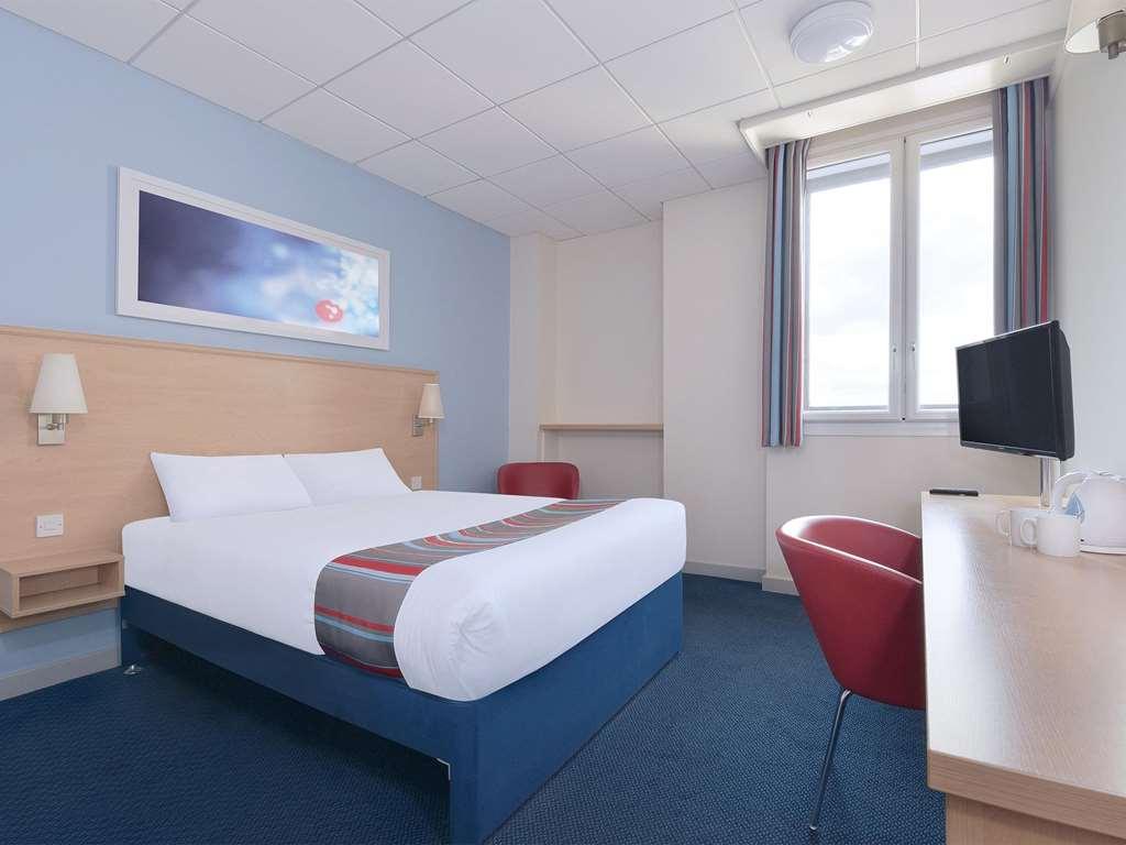 Travelodge Барнсли Номер фото