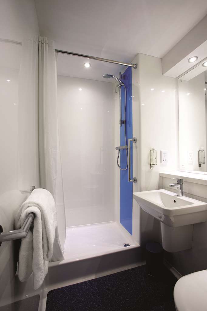 Travelodge Барнсли Номер фото