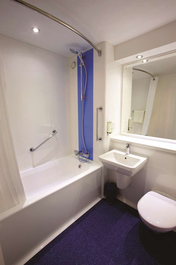 Travelodge Барнсли Номер фото